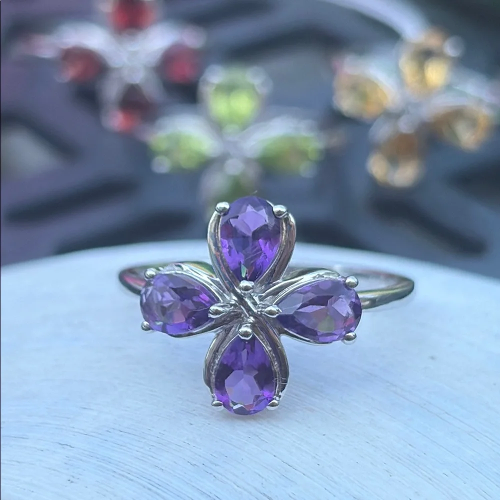Natural 3.20 carat Genuine Amethyst Pear Cut 4-leaf clover ring Size 8